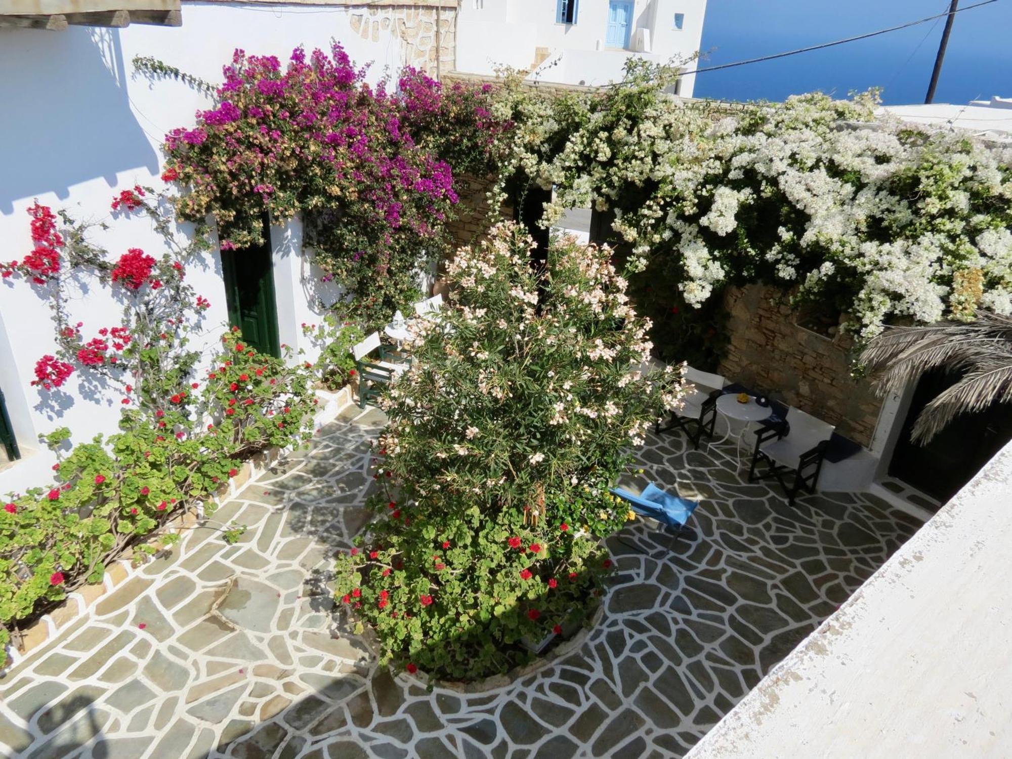 Fanivevisgarden Otel Folégandros Dış mekan fotoğraf